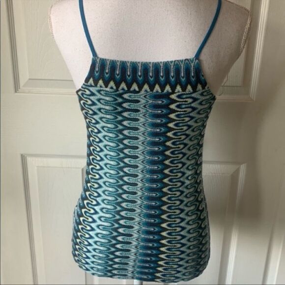 Trina Turk Wavy Print Knit Tank - Picture 4 of 8